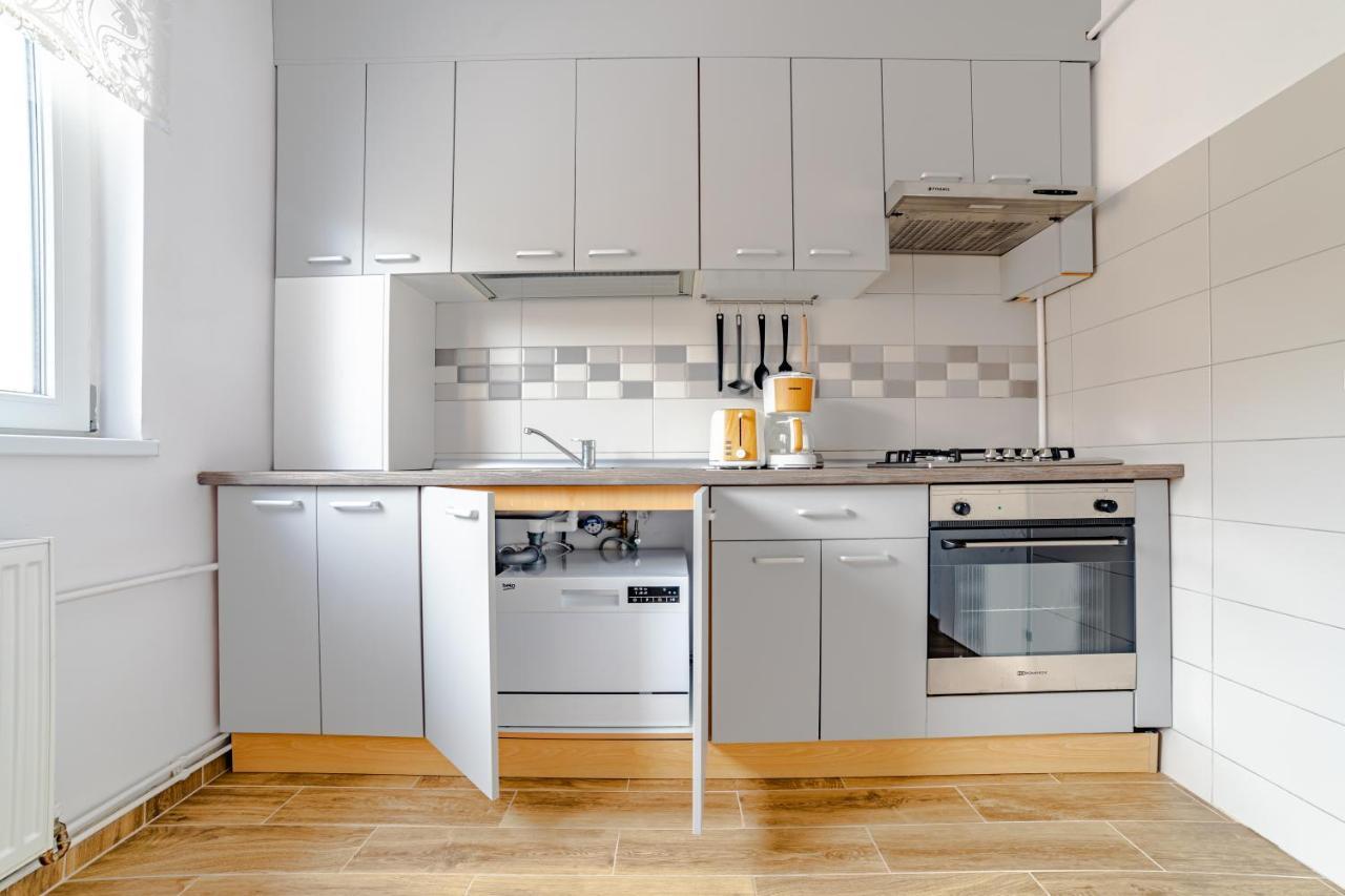Mid-Term Rental Racadau Apartment Braszów Zewnętrze zdjęcie